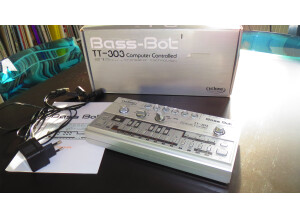 Cyclone Analogic Bass Bot TT-303 (87764)