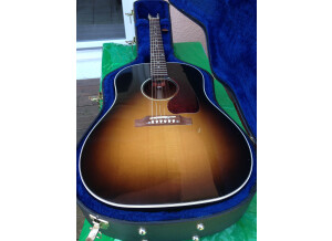 Gibson J45 (73368)