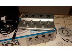 Alesis iO4 (9159)