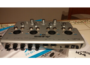 Alesis iO4 (42298)