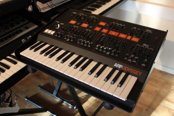 Korg ARP Odyssey Rev3 Korg ARP Odyssey Rev3