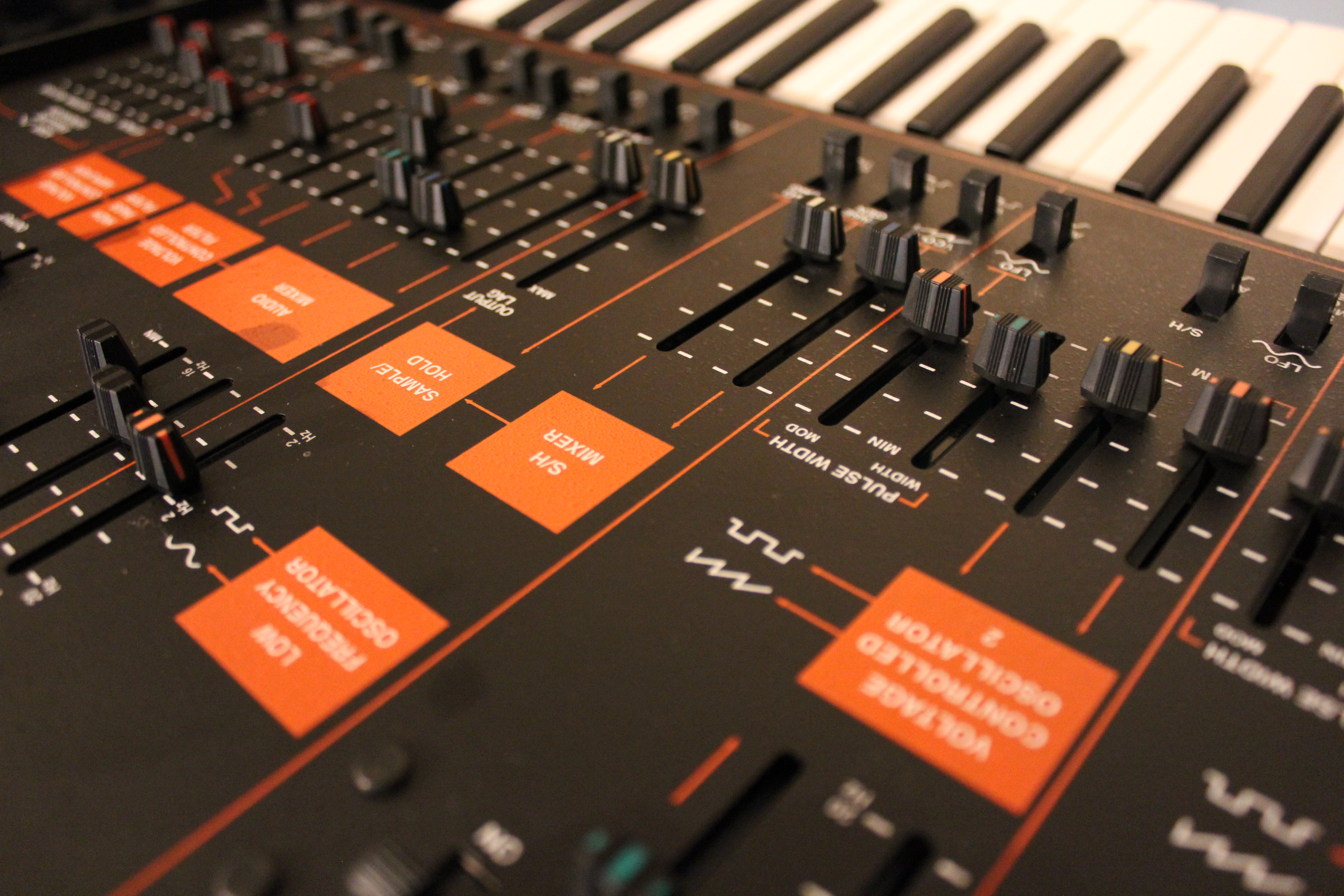 Korg ARP Odyssey Rev3