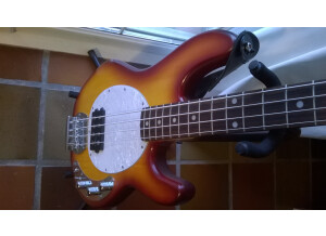 Sterling by Music Man SUB Ray 4