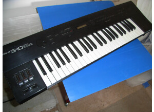 Roland S-10 (52711)