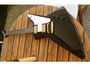 Epiphone Explorer Korina Ebony