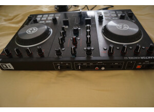 Native Instruments Traktor Kontrol S2 mk2 (3542)