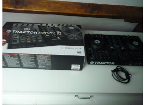 Native Instruments Traktor Kontrol S2 (5765)