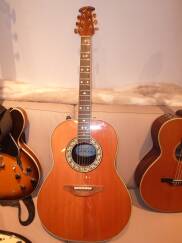 Ovation Legend 1617