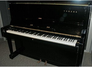 Yamaha U1 (59808)