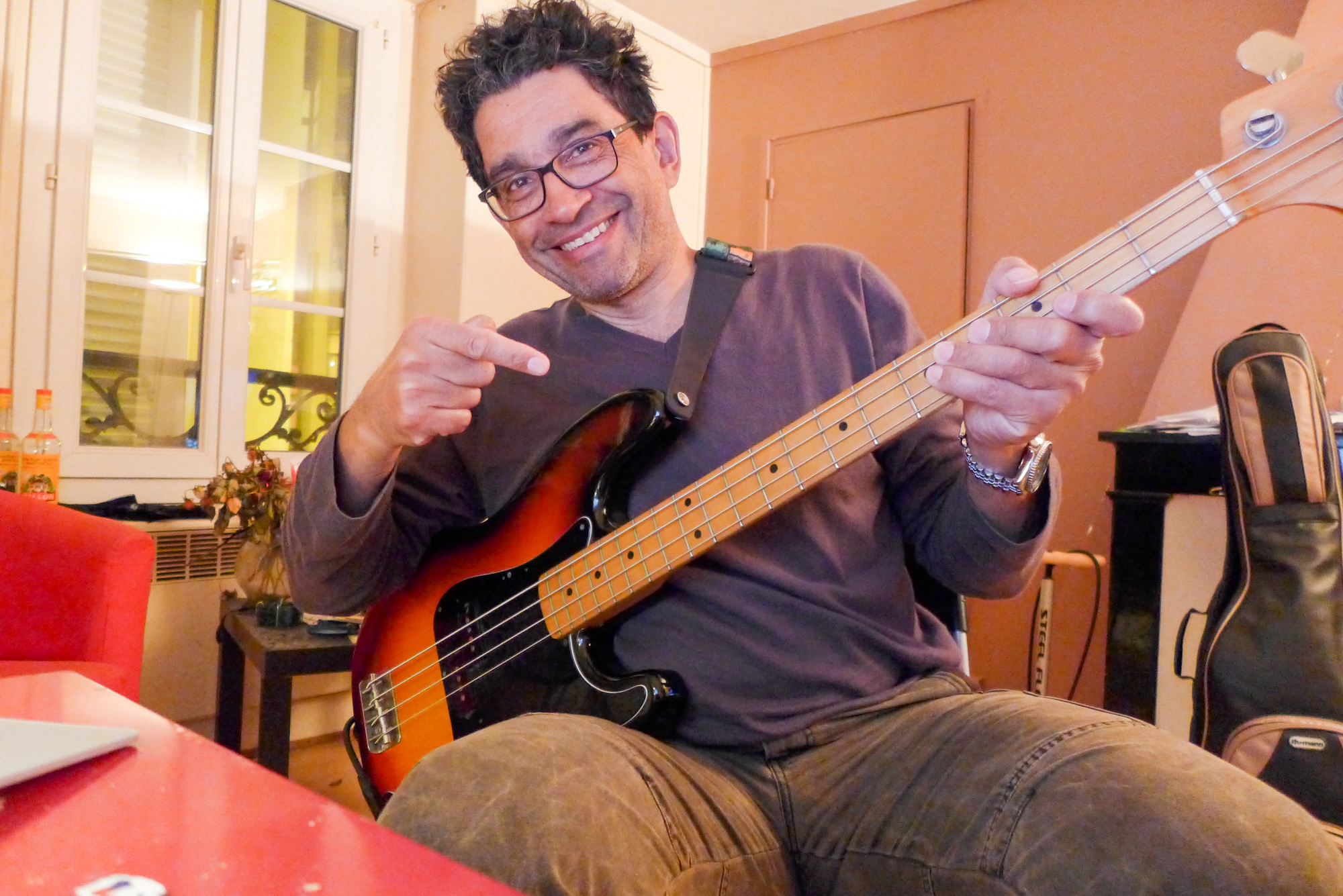 Morris Precision Bass Replica