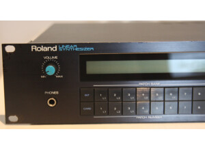 Roland D-550 (44413)