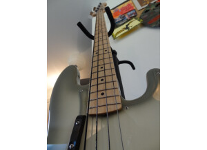 Fender FSR 2012 Standard Precision Bass Antigua