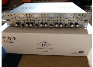Universal Audio 4-710D (18854)