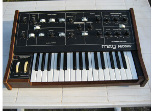 Moog Music Prodigy (84922)