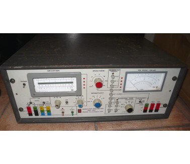 EMT 424 wow &amp; flutter meter