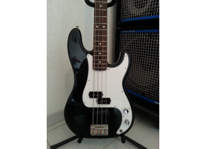 Fender Standard Precision Bass