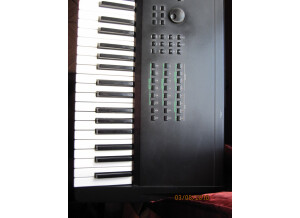 Yamaha SY99 (71549)