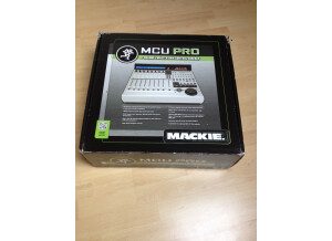 Mackie MCU Pro