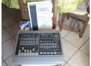 Roland VS-840 (43611)