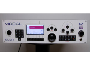 Modal Electronics 002R - 12 Voice (60559)