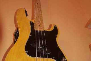 Saint Blues King Blues Bass