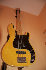 Saint Blues King Blues Bass