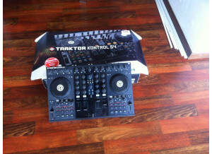 Native Instruments Traktor Kontrol S4 (60181)