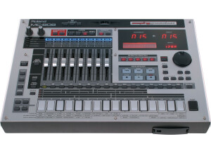 Roland MC-808 (70088)