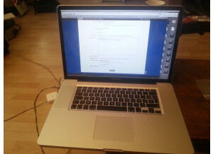 Apple MacBook Pro 17" (99742)