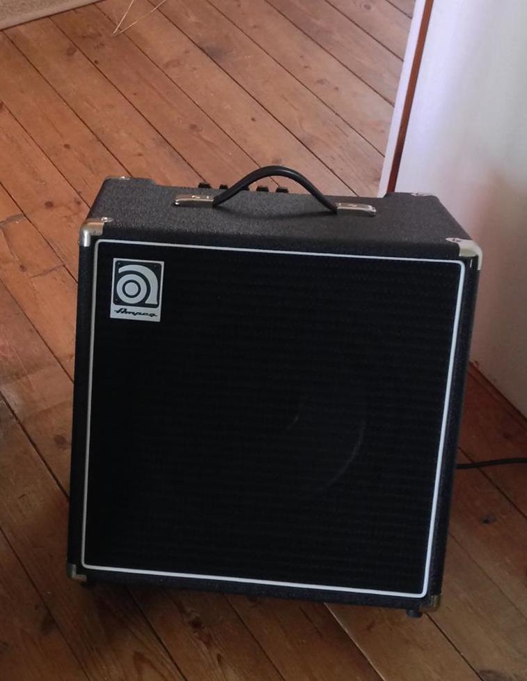 Ampeg BA-112