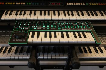 Roland Aira System-1 Roland Aira System-1