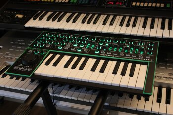 Roland System-1 Roland System-1