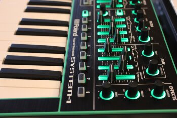 Roland System-1 Roland System-1