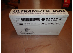 Behringer Ultramizer Pro DSP1400P (34379)