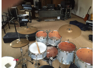 Yamaha Absolute Hybrid Maple - Gold Champagne Sparkle