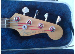 Fender American Deluxe Jazz Bass Fretless