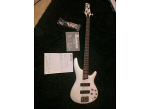 Ibanez SR300PW