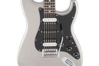 Fender Standard Stratocaster HSH