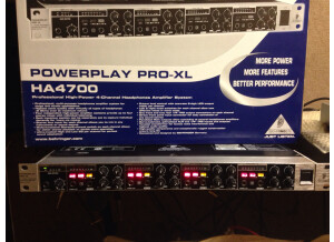 Behringer Powerplay Pro-XL HA4700 (74948)