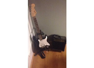 Squier Bullet Strat HSS with Tremolo - Black Rosewood