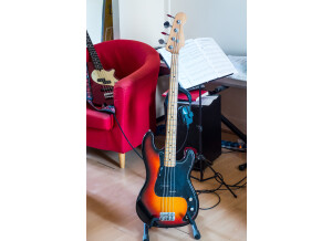 Morris Precision Bass Replica