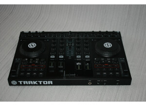 Native Instruments Traktor Kontrol S4 (85883)