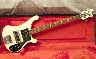 Rickenbacker 4001S