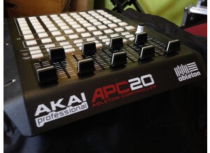 Akai APC20 (44672)