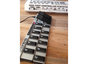 Behringer FCB1010 Midi Foot Controller (21095)
