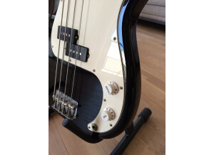 Fender Standard Precision Bass
