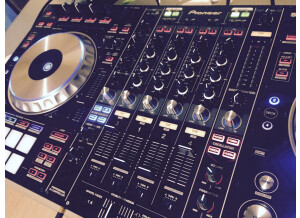 Pioneer DDJ-SZ (3915)