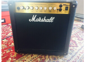 Marshall MG15DFX (61386)