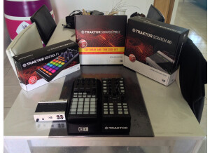 Native Instruments Traktor Scratch A6 (96503)