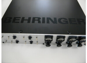 Behringer Tube Ultragain T1953 (8175)